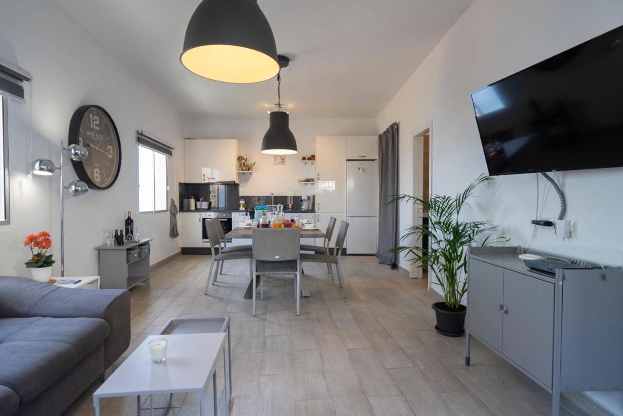 Spacious House With Huge Terrace Facing The Sea Bocacangrejo Εξωτερικό φωτογραφία
