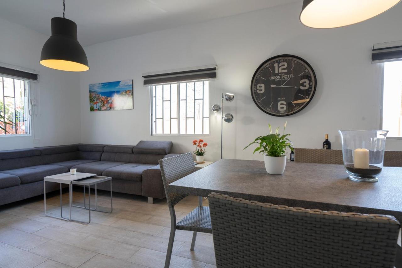 Spacious House With Huge Terrace Facing The Sea Bocacangrejo Εξωτερικό φωτογραφία